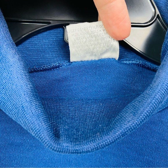 Bobbie Brooks Women's navy Blue Turtleneck Sweater size large - Picture 6 of 9